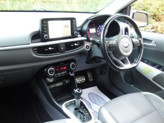 /photos/9719/95dbf9f3-433a-4cf0-9d67-53310899fb23_i320x240.jpg