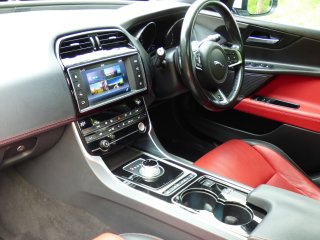 /photos/9719/d47587c2-dc19-4cb1-fffd-7f0896929f42_i320x240.jpg