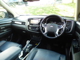 /photos/9719/ddddcee2-4128-3c75-0720-f5f2bed22a71_i320x240.jpg