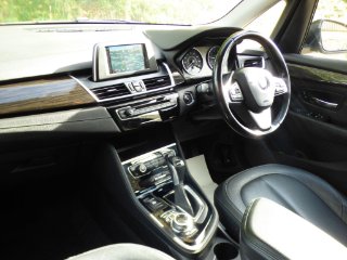 /photos/9719/dfc3dff4-160b-436e-945c-243088f13ca0_i320x240.jpg